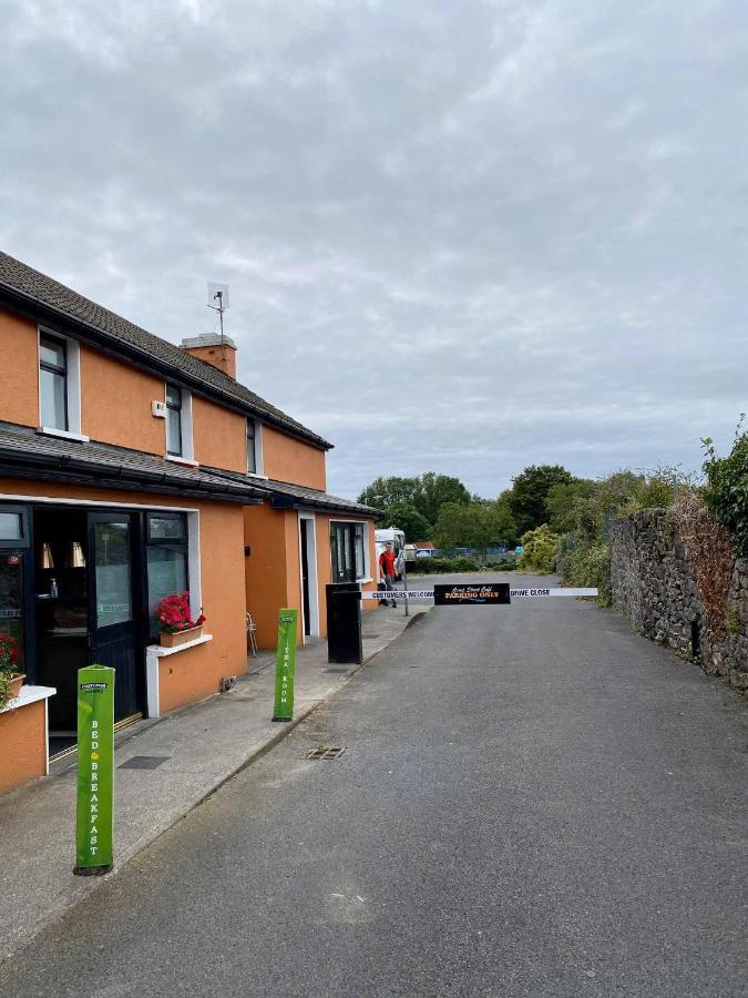 Room 1 Camp Street B&B Oughterard Exterior foto